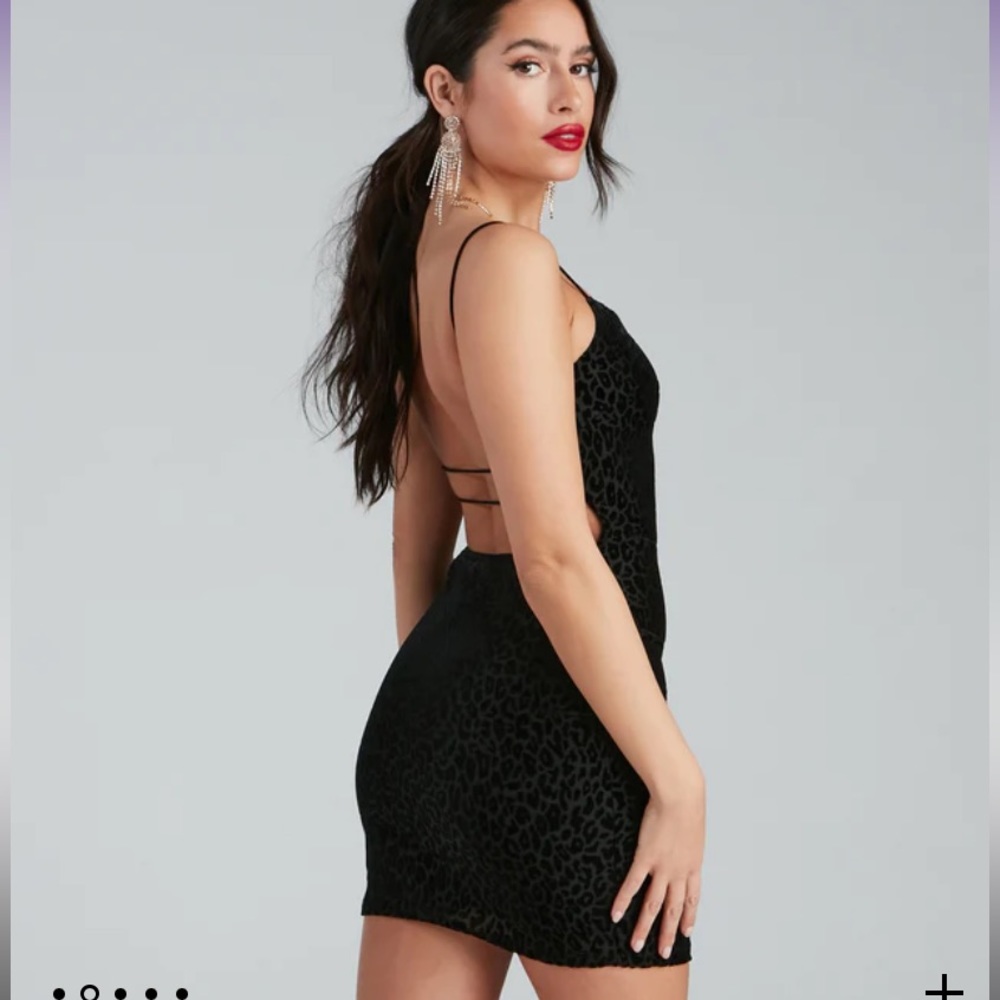 Windsor Black Velvet Leopard Print Mini Dress Bodycon